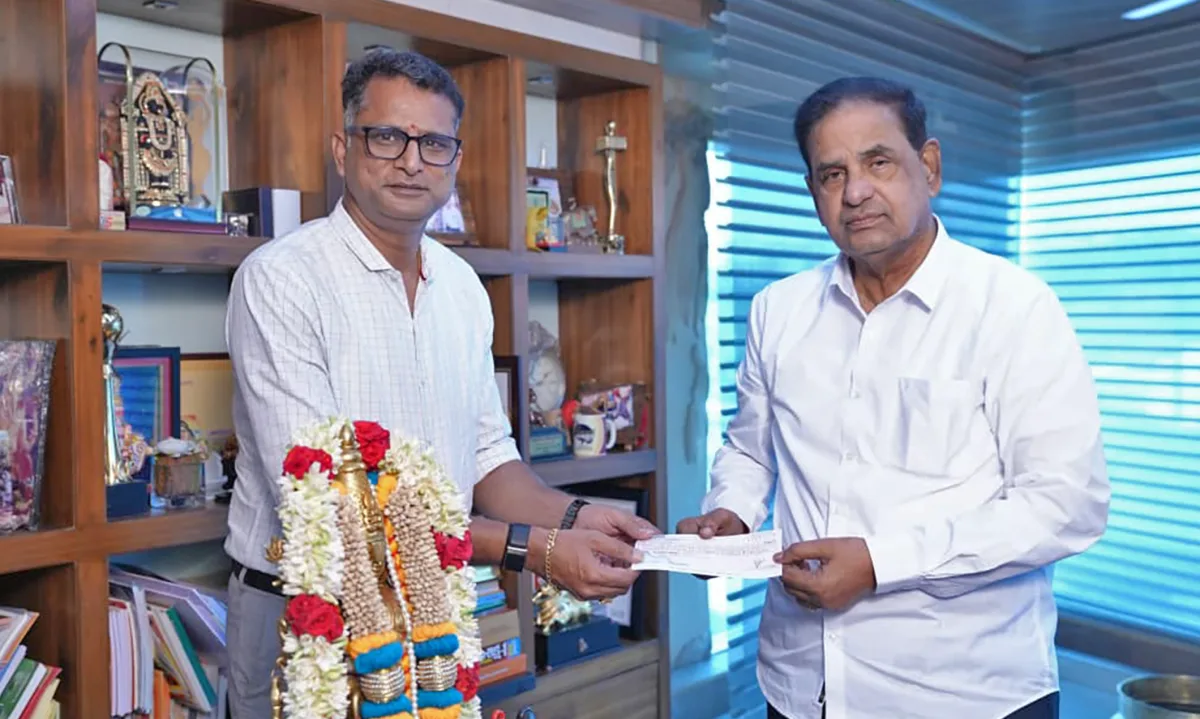 Hyderabad Devotees Donate ₹20 Lakh to TTD Sri Venkateswara Annaprasadam Trust