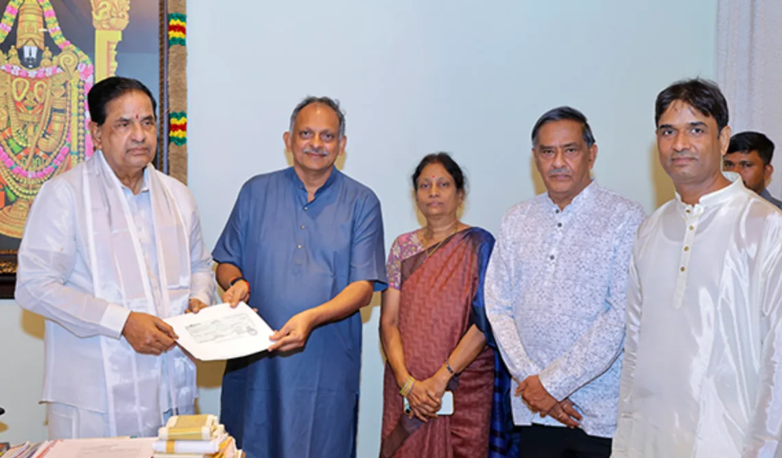 Biophore India Executives Donate ₹2 Crore to TTD Sri Balaji Arogya Varaprasadini Scheme