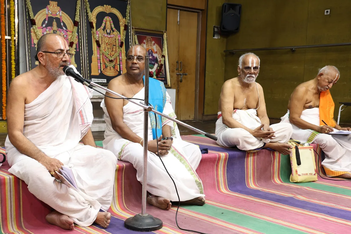 Dhatipanchakam Guides Devotees Towards Devotion and Surrender: Sri Sthalasayi Swamy