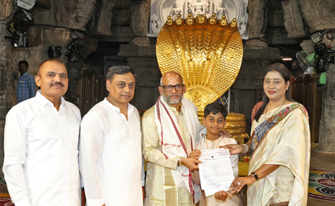 TTD Board Member’s Wife Donates ₹10 Lakh to Sri Venkateswara Go Samrakshana Trust