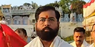 Maharashtra Deputy CM Eknath Shinde Offers Prayers at Tirumala Tirupati Devasthanam in Andhra Pradesh Deputy Chief Minister of Maharashtra, Eknath Shinde, visited Tirumala and offered prayers at the Sri Venkateswara Swamy Temple