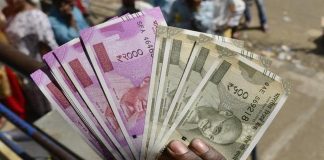 Tirumala Hundi Still Holds Nearly ₹400 Crore in Demonetised Notes; ₹2,000 Notes Added Tirumala Hundi Still Holds Nearly ₹400 Crore in Demonetised Notes